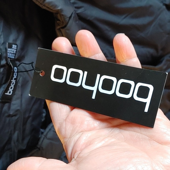 NWT BOOHOO PLUS BLACK PUFFER OVERSIZED UTILITY VEST  CINCHED WAIST - Picture 6 of 11